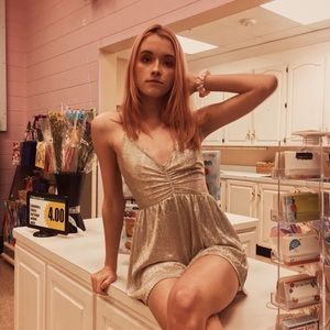 Meet your Posher, Cecilia